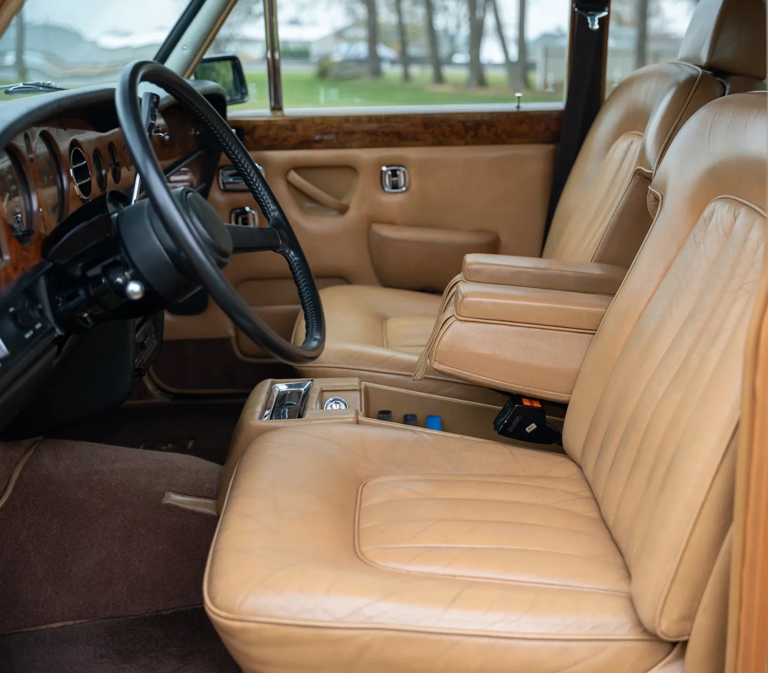 
								Rolls-Royce Silver Wraith II full									